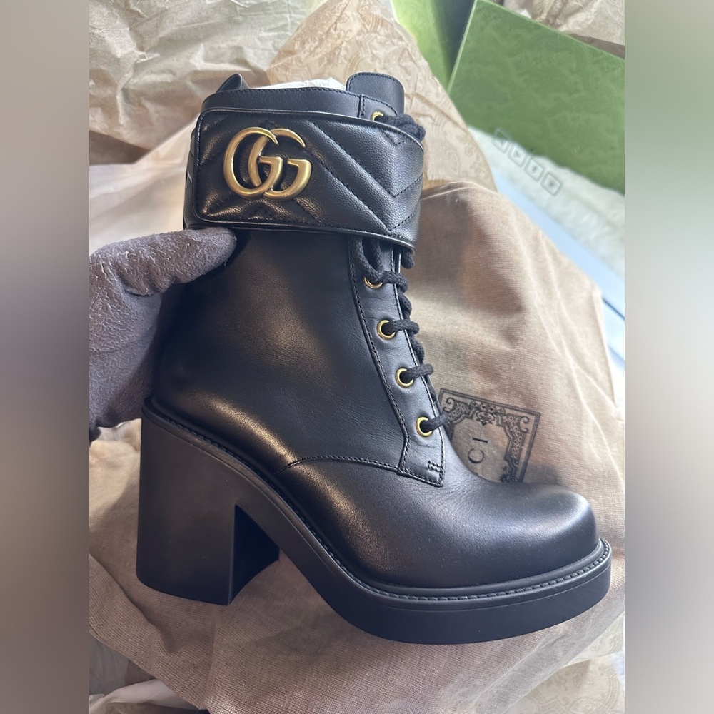 GUCCI Marmont leather boots - Picture 2 of 10